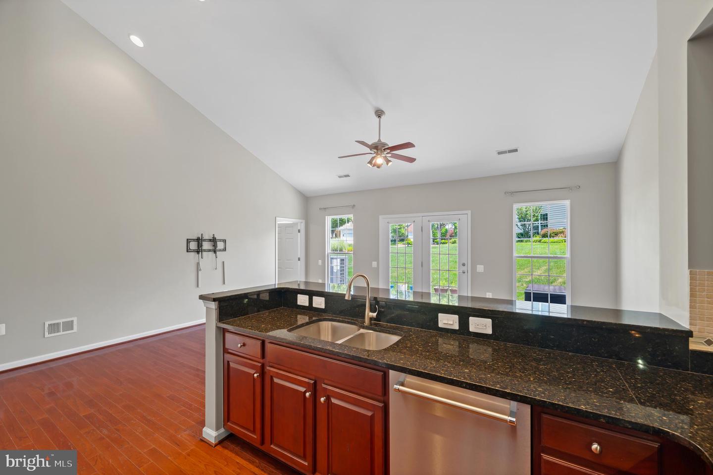 20396 OYSTER REEF PL, ASHBURN, Virginia 20147, 3 Bedrooms Bedrooms, ,3 BathroomsBathrooms,Residential,For sale,20396 OYSTER REEF PL,VALO2091946 MLS # VALO2091946