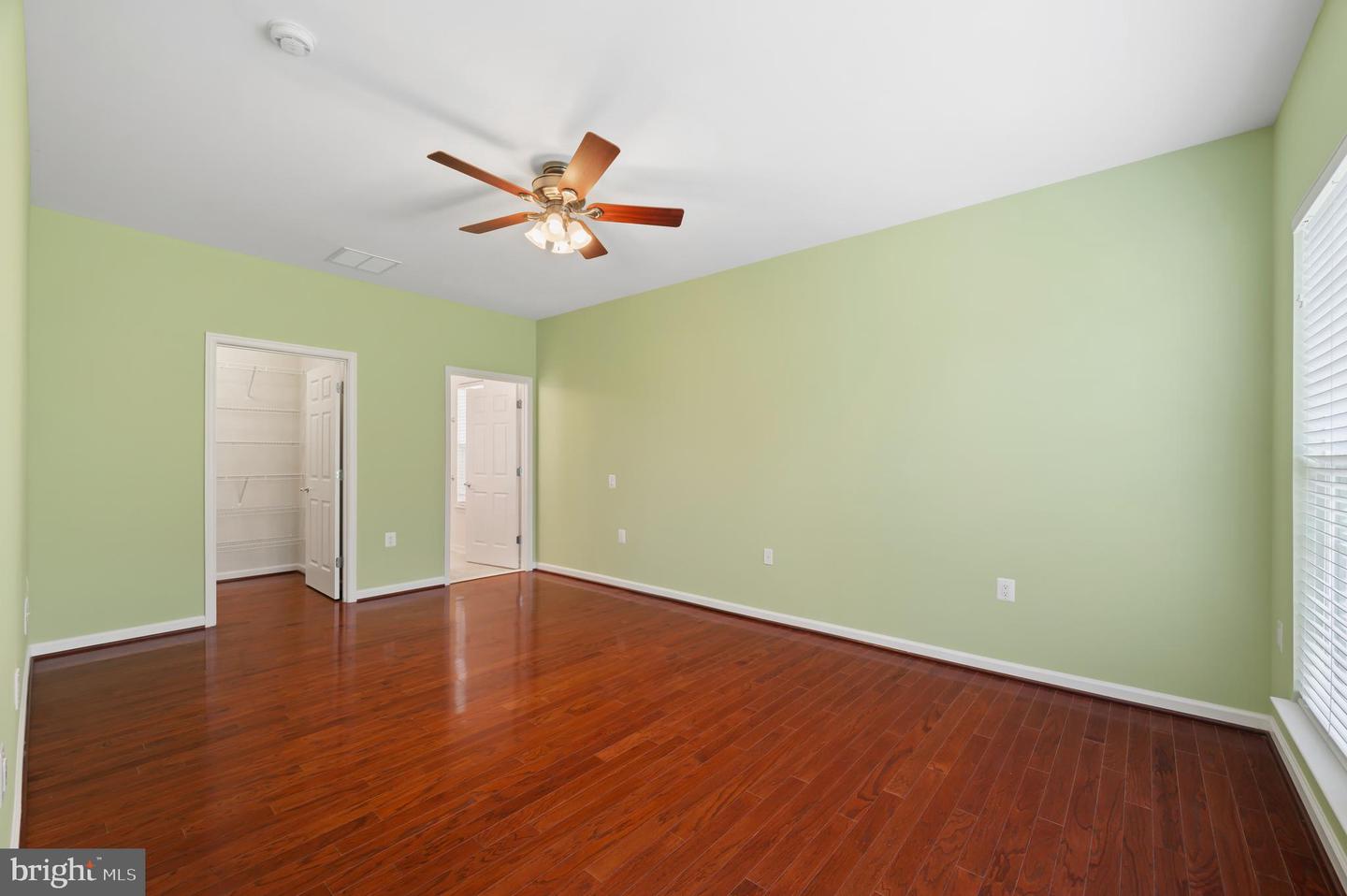 20396 OYSTER REEF PL, ASHBURN, Virginia 20147, 3 Bedrooms Bedrooms, ,3 BathroomsBathrooms,Residential,For sale,20396 OYSTER REEF PL,VALO2091946 MLS # VALO2091946