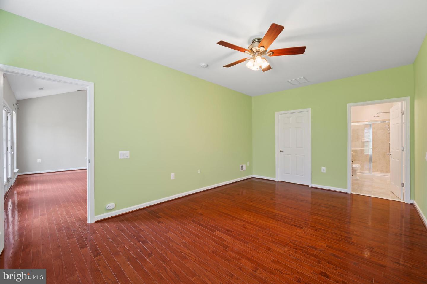 20396 OYSTER REEF PL, ASHBURN, Virginia 20147, 3 Bedrooms Bedrooms, ,3 BathroomsBathrooms,Residential,For sale,20396 OYSTER REEF PL,VALO2091946 MLS # VALO2091946