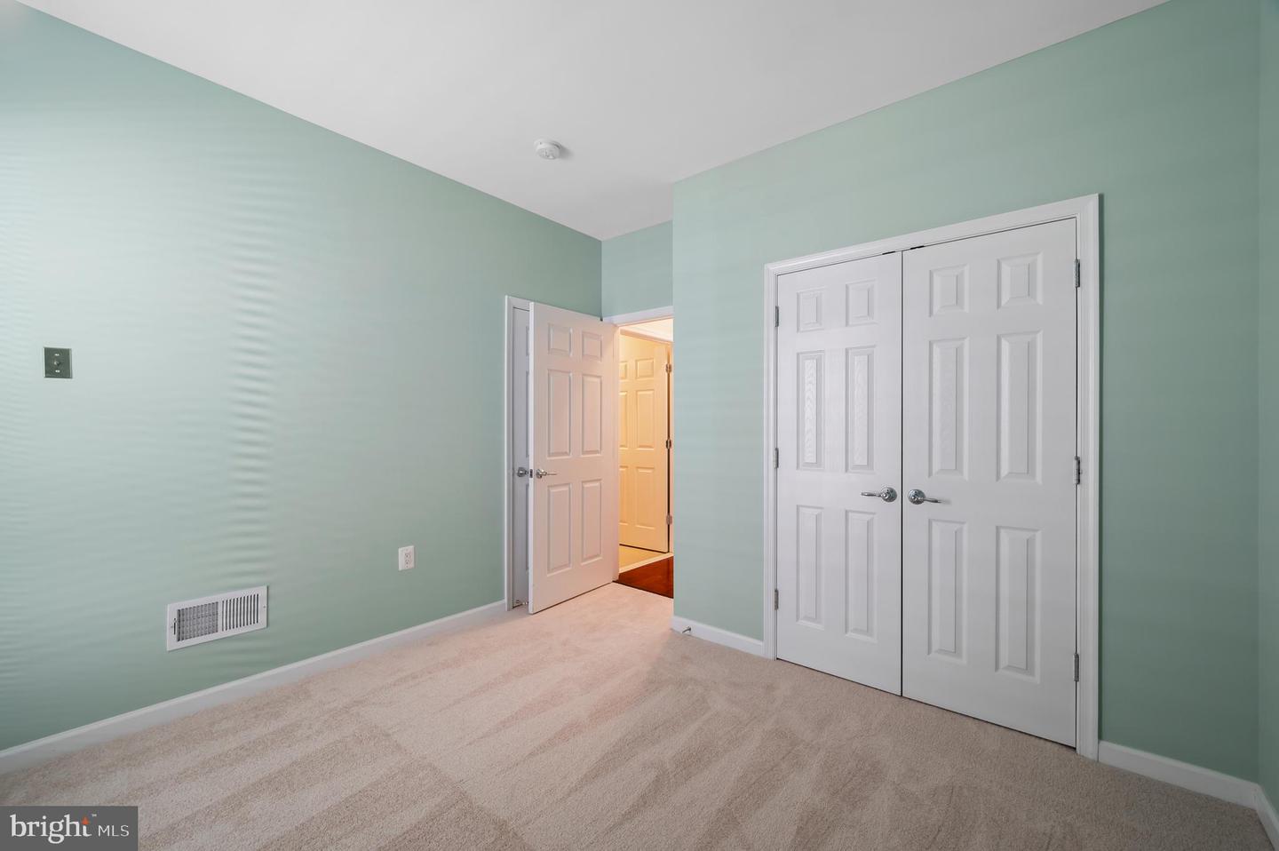 20396 OYSTER REEF PL, ASHBURN, Virginia 20147, 3 Bedrooms Bedrooms, ,3 BathroomsBathrooms,Residential,For sale,20396 OYSTER REEF PL,VALO2091946 MLS # VALO2091946