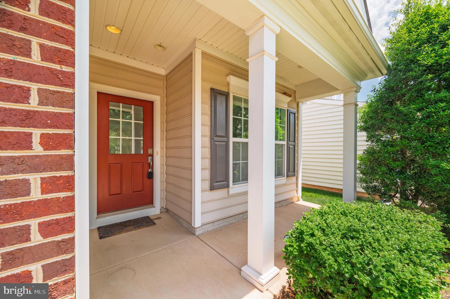 20396 OYSTER REEF PL, ASHBURN, Virginia 20147, 3 Bedrooms Bedrooms, ,3 BathroomsBathrooms,Residential,For sale,20396 OYSTER REEF PL,VALO2091946 MLS # VALO2091946
