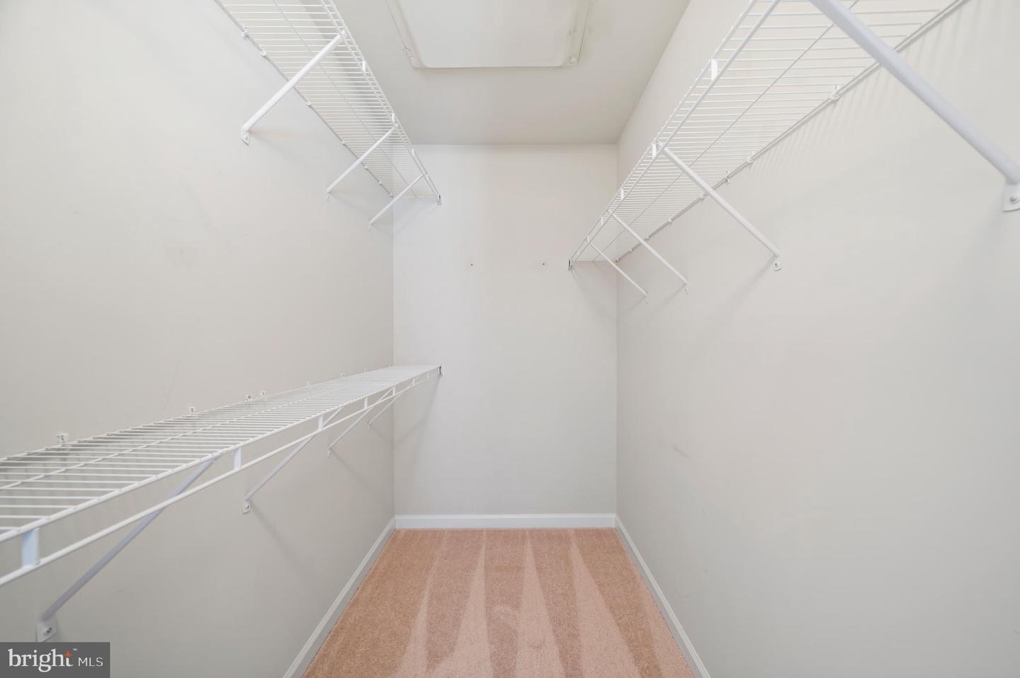 20396 OYSTER REEF PL, ASHBURN, Virginia 20147, 3 Bedrooms Bedrooms, ,3 BathroomsBathrooms,Residential,For sale,20396 OYSTER REEF PL,VALO2091946 MLS # VALO2091946