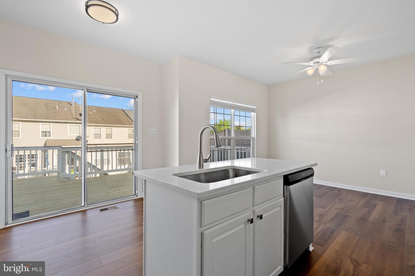 18518 SIERRA SPRINGS SQ, LEESBURG, Virginia 20176, 3 Bedrooms Bedrooms, ,2 BathroomsBathrooms,Residential,For sale,18518 SIERRA SPRINGS SQ,VALO2092716 MLS # VALO2092716