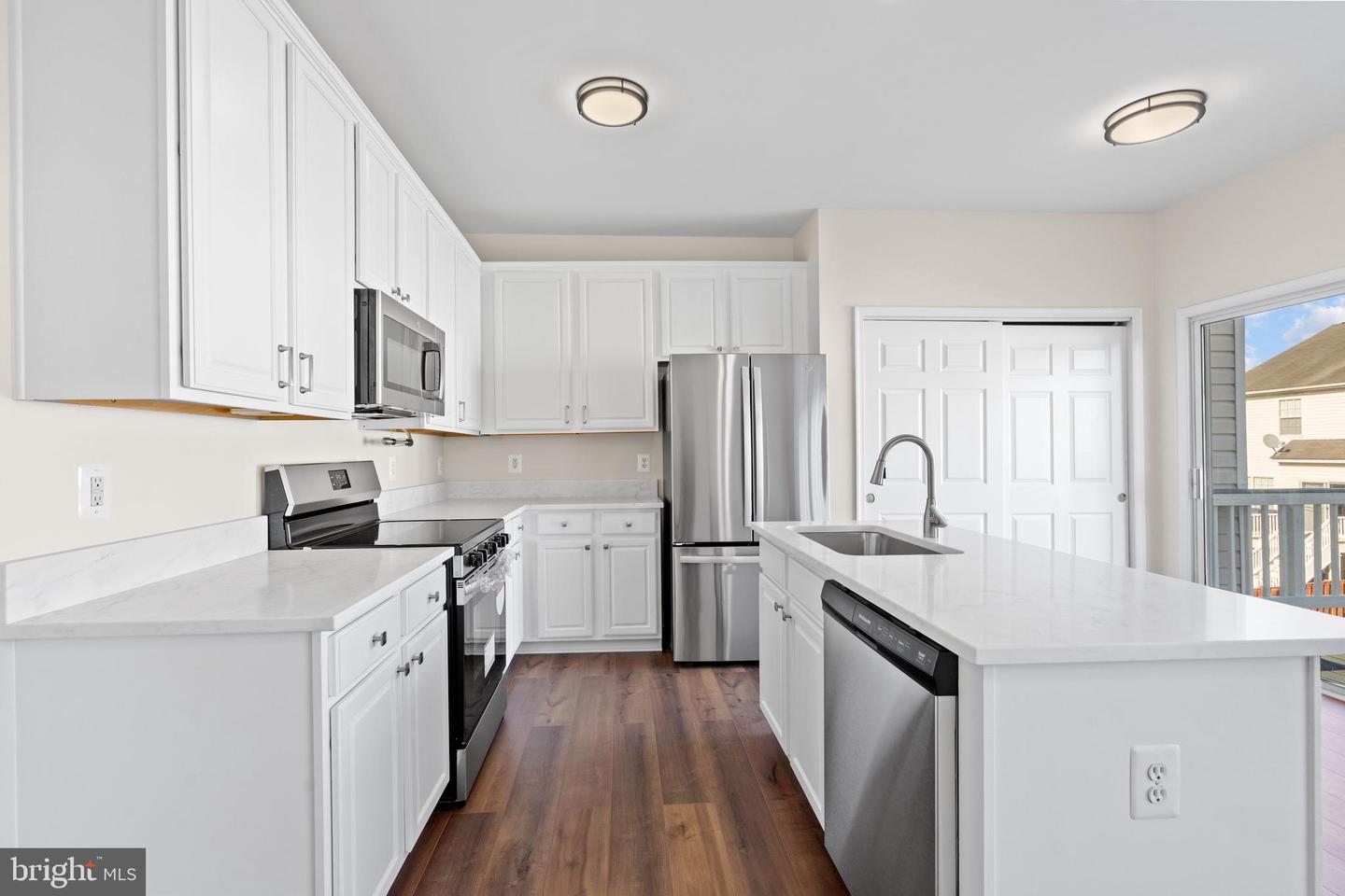 18518 SIERRA SPRINGS SQ, LEESBURG, Virginia 20176, 3 Bedrooms Bedrooms, ,2 BathroomsBathrooms,Residential,For sale,18518 SIERRA SPRINGS SQ,VALO2092716 MLS # VALO2092716