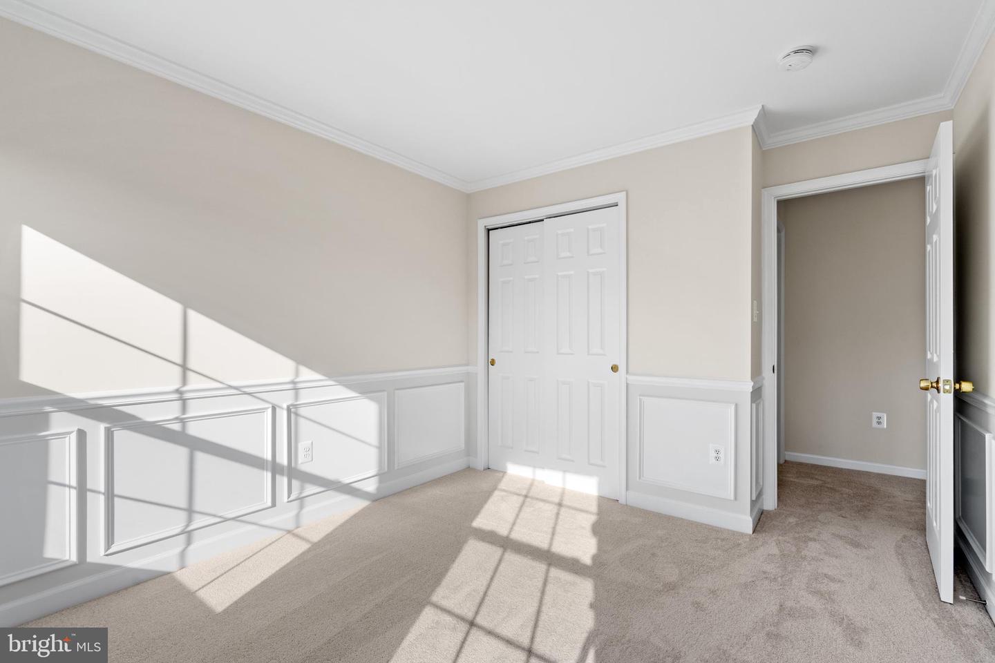18518 SIERRA SPRINGS SQ, LEESBURG, Virginia 20176, 3 Bedrooms Bedrooms, ,2 BathroomsBathrooms,Residential,For sale,18518 SIERRA SPRINGS SQ,VALO2092716 MLS # VALO2092716