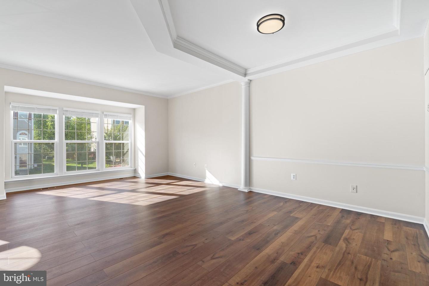 18518 SIERRA SPRINGS SQ, LEESBURG, Virginia 20176, 3 Bedrooms Bedrooms, ,2 BathroomsBathrooms,Residential,For sale,18518 SIERRA SPRINGS SQ,VALO2092716 MLS # VALO2092716