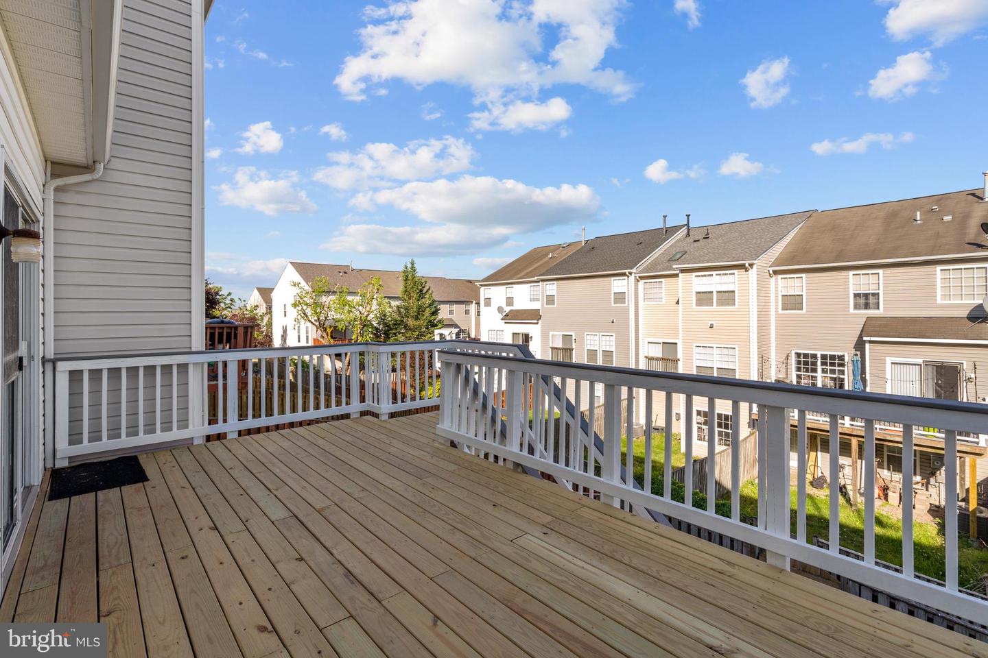 18518 SIERRA SPRINGS SQ, LEESBURG, Virginia 20176, 3 Bedrooms Bedrooms, ,2 BathroomsBathrooms,Residential,For sale,18518 SIERRA SPRINGS SQ,VALO2092716 MLS # VALO2092716