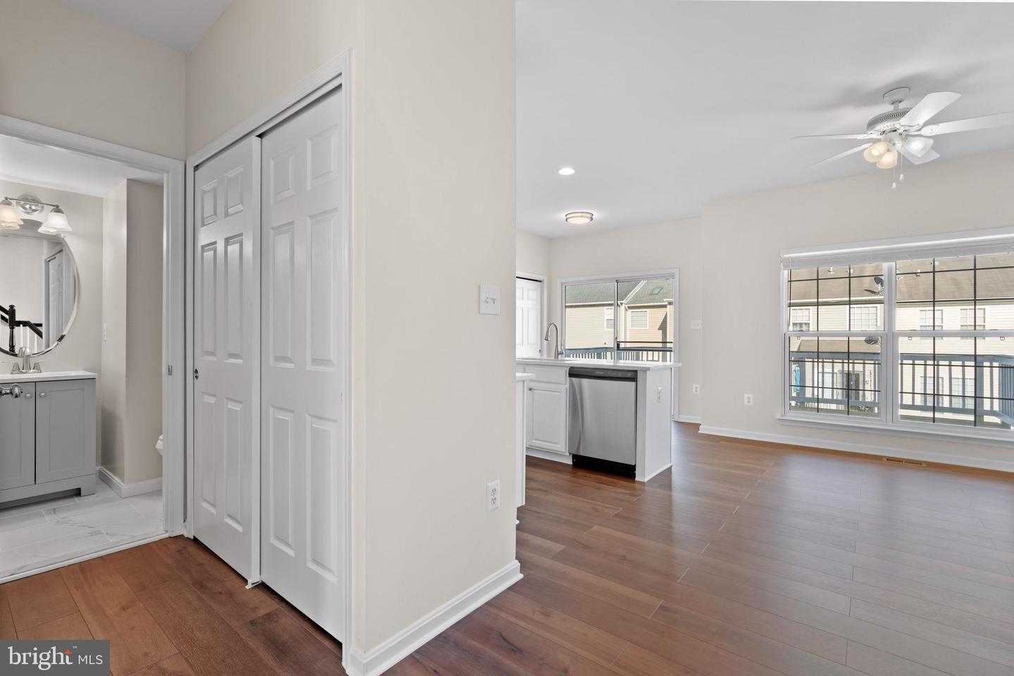 18518 SIERRA SPRINGS SQ, LEESBURG, Virginia 20176, 3 Bedrooms Bedrooms, ,2 BathroomsBathrooms,Residential,For sale,18518 SIERRA SPRINGS SQ,VALO2092716 MLS # VALO2092716