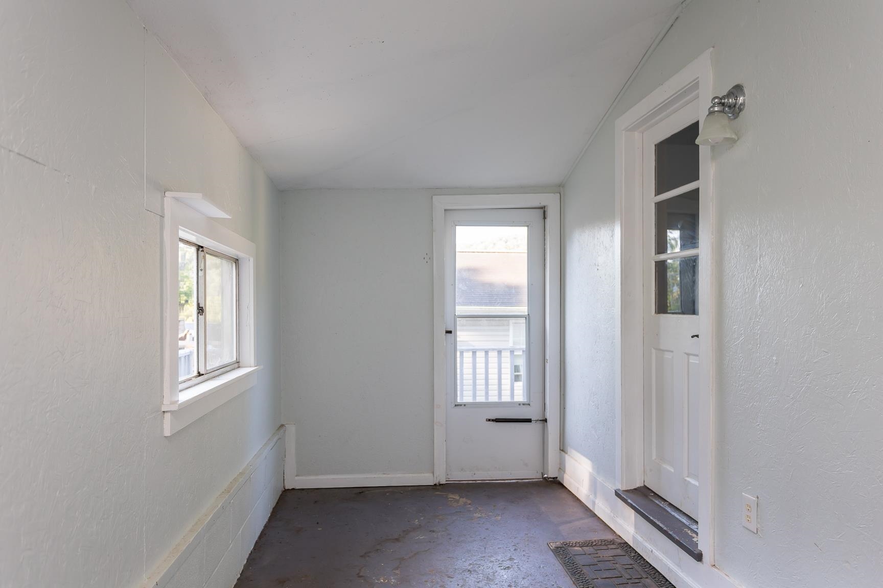 99 SHARP HILL LN, HINTON, Virginia 22831, 2 Bedrooms Bedrooms, ,1 BathroomBathrooms,Residential,99 SHARP HILL LN,666067 MLS # 666067