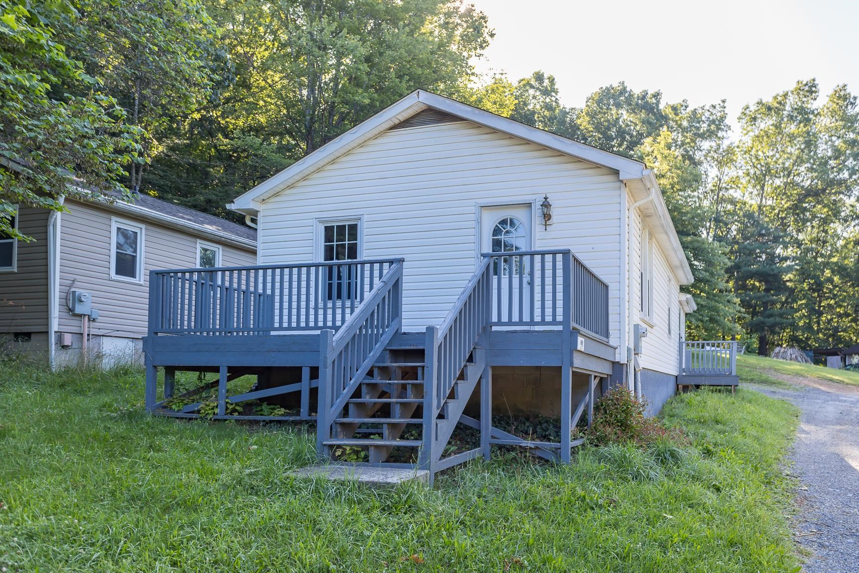 99 SHARP HILL LN, HINTON, Virginia 22831, 2 Bedrooms Bedrooms, ,1 BathroomBathrooms,Residential,99 SHARP HILL LN,666067 MLS # 666067
