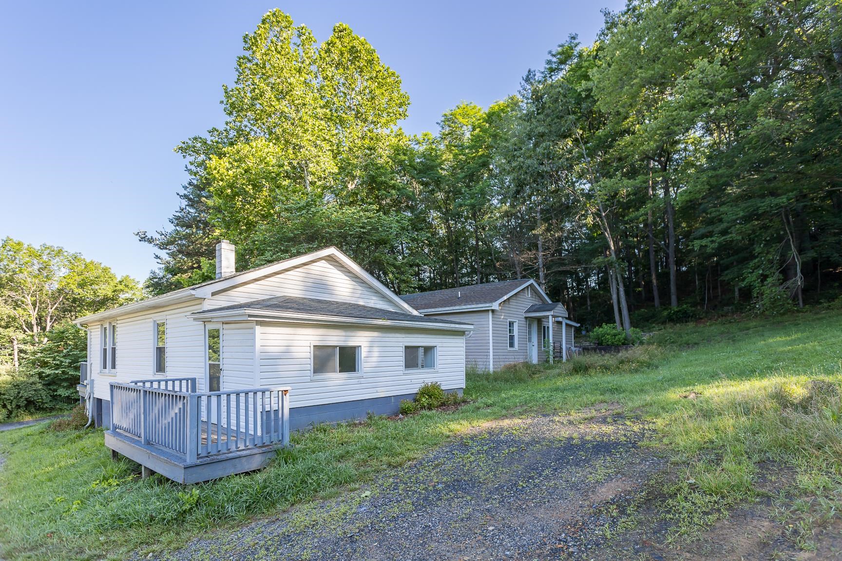 99 SHARP HILL LN, HINTON, Virginia 22831, 2 Bedrooms Bedrooms, ,1 BathroomBathrooms,Residential,99 SHARP HILL LN,666067 MLS # 666067