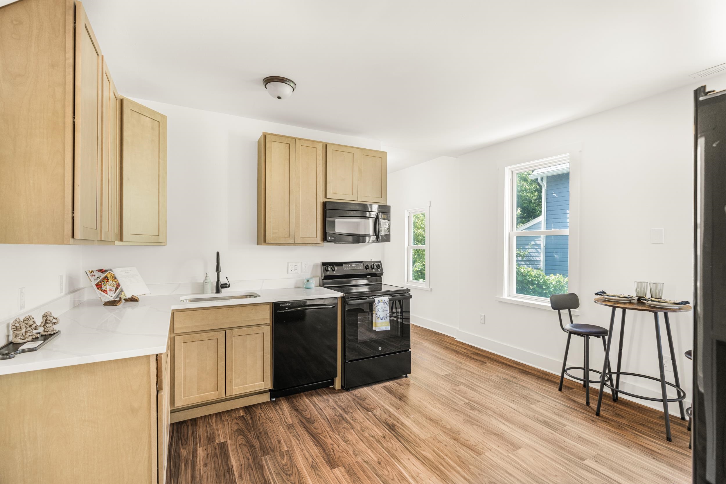 503 WINTHROP ST, STAUNTON, Virginia 24401, 2 Bedrooms Bedrooms, ,1 BathroomBathrooms,Residential,503 Winthrop St,503 WINTHROP ST,666069 MLS # 666069
