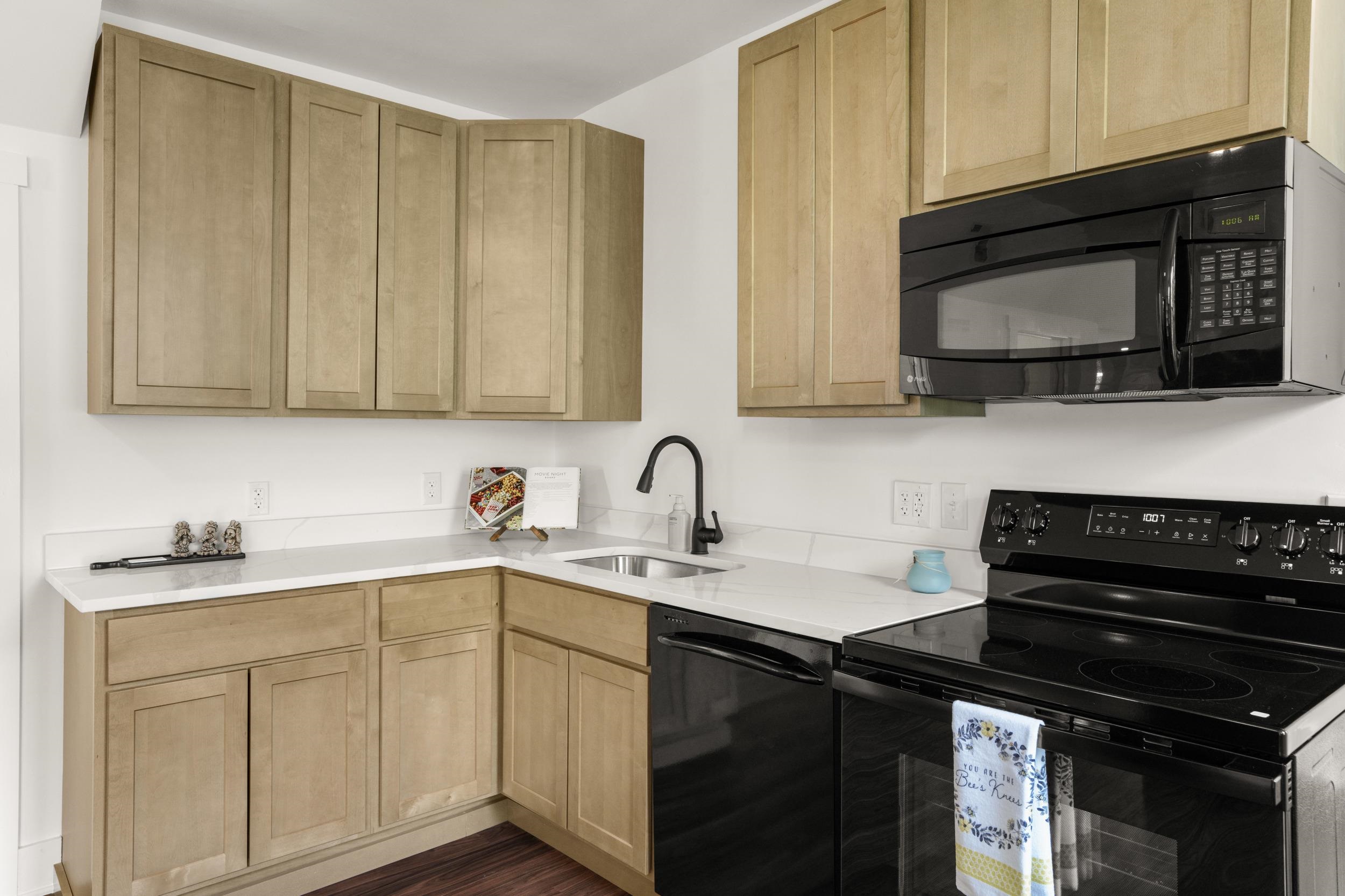 503 WINTHROP ST, STAUNTON, Virginia 24401, 2 Bedrooms Bedrooms, ,1 BathroomBathrooms,Residential,503 Winthrop St,503 WINTHROP ST,666069 MLS # 666069