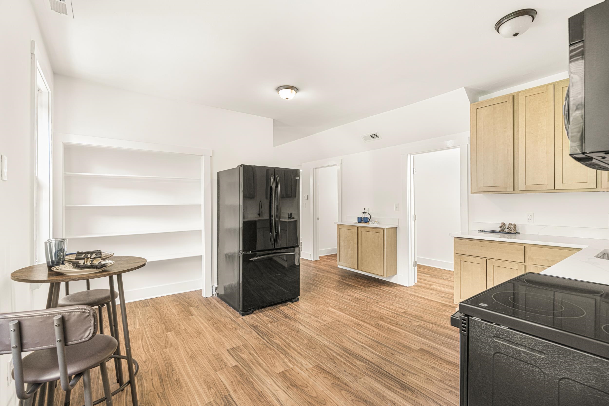 503 WINTHROP ST, STAUNTON, Virginia 24401, 2 Bedrooms Bedrooms, ,1 BathroomBathrooms,Residential,503 Winthrop St,503 WINTHROP ST,666069 MLS # 666069