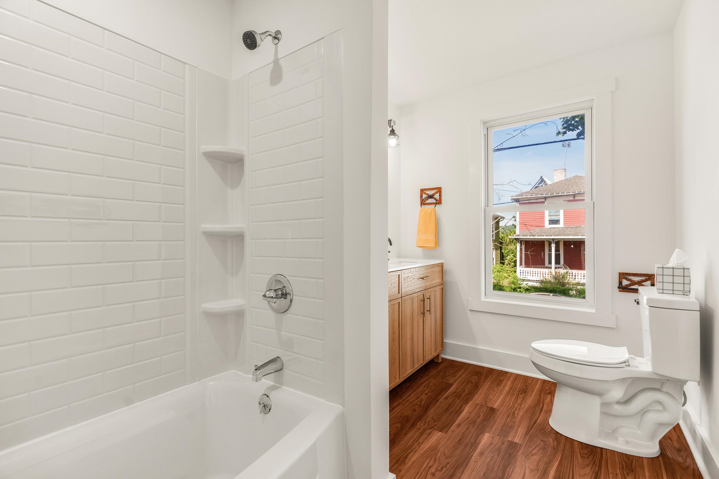 503 WINTHROP ST, STAUNTON, Virginia 24401, 2 Bedrooms Bedrooms, ,1 BathroomBathrooms,Residential,503 Winthrop St,503 WINTHROP ST,666069 MLS # 666069