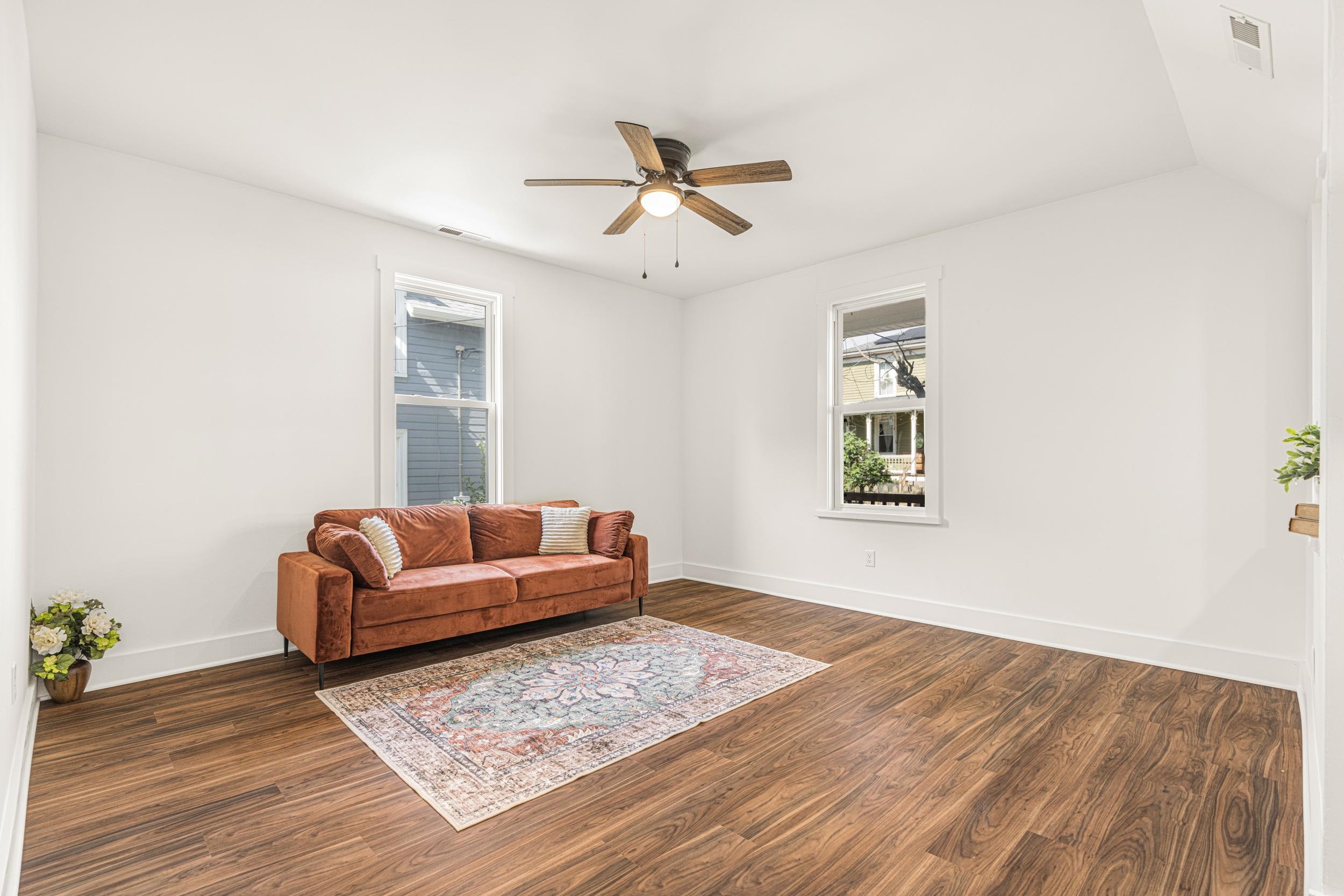 503 WINTHROP ST, STAUNTON, Virginia 24401, 2 Bedrooms Bedrooms, ,1 BathroomBathrooms,Residential,503 Winthrop St,503 WINTHROP ST,666069 MLS # 666069