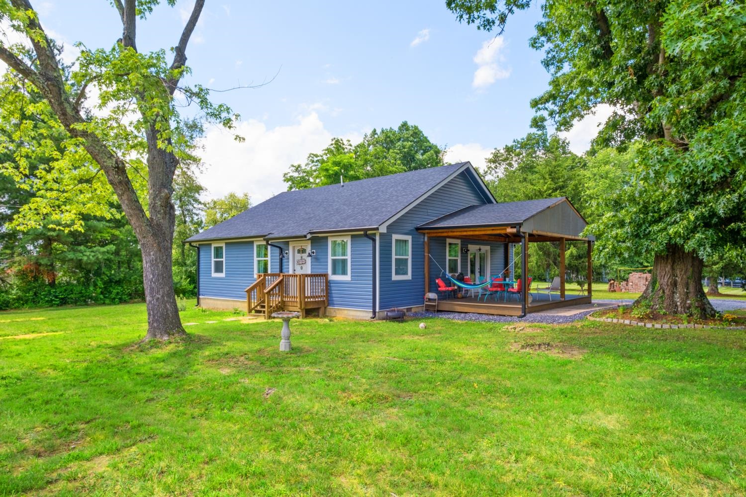 860 MARYLAND AVE, WAYNESBORO, Virginia 22980, 3 Bedrooms Bedrooms, ,2 BathroomsBathrooms,Residential,860 MARYLAND AVE,666071 MLS # 666071