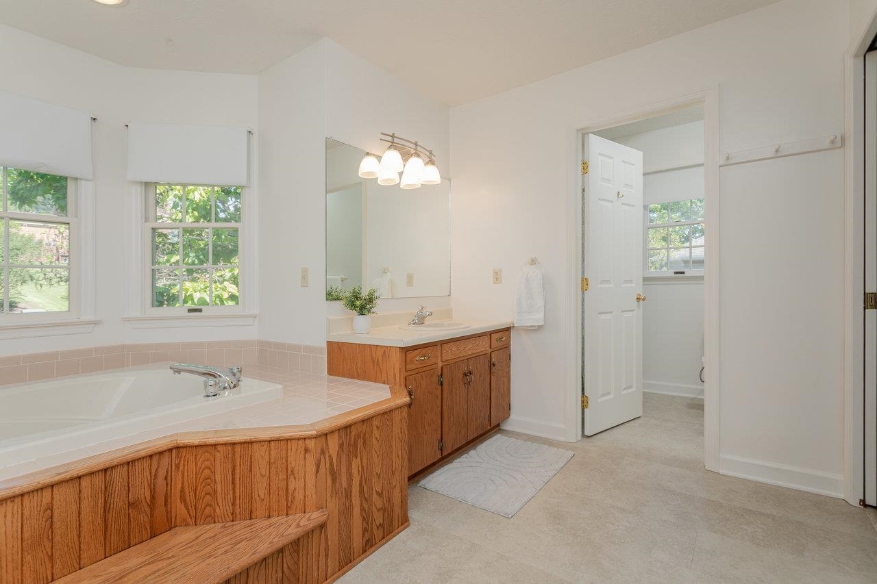 1381 BLUEWATER RD, ROCKINGHAM, Virginia 22801, 4 Bedrooms Bedrooms, ,3 BathroomsBathrooms,Residential,1381 BLUEWATER RD,666072 MLS # 666072