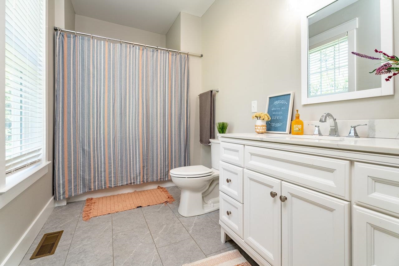 1045 DAVE BERRY RD, MCGAHEYSVILLE, Virginia 22840, 3 Bedrooms Bedrooms, ,3 BathroomsBathrooms,Residential,1045 DAVE BERRY RD,666073 MLS # 666073