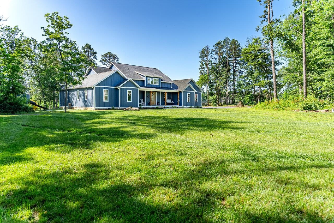 1045 DAVE BERRY RD, MCGAHEYSVILLE, Virginia 22840, 3 Bedrooms Bedrooms, ,3 BathroomsBathrooms,Residential,1045 DAVE BERRY RD,666073 MLS # 666073