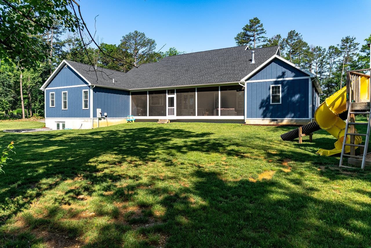 1045 DAVE BERRY RD, MCGAHEYSVILLE, Virginia 22840, 3 Bedrooms Bedrooms, ,3 BathroomsBathrooms,Residential,1045 DAVE BERRY RD,666073 MLS # 666073