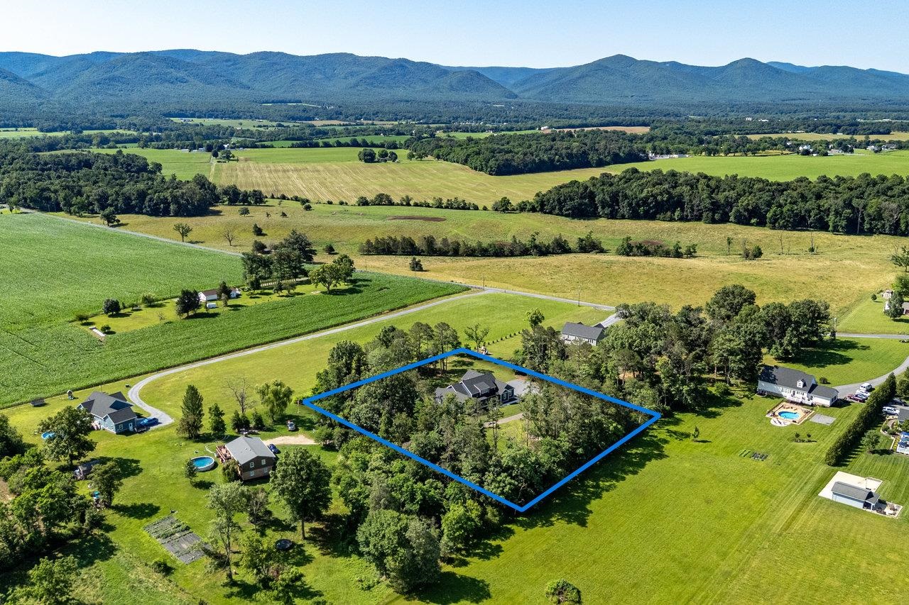 1045 DAVE BERRY RD, MCGAHEYSVILLE, Virginia 22840, 3 Bedrooms Bedrooms, ,3 BathroomsBathrooms,Residential,1045 DAVE BERRY RD,666073 MLS # 666073