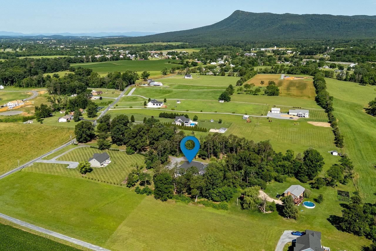 1045 DAVE BERRY RD, MCGAHEYSVILLE, Virginia 22840, 3 Bedrooms Bedrooms, ,3 BathroomsBathrooms,Residential,1045 DAVE BERRY RD,666073 MLS # 666073