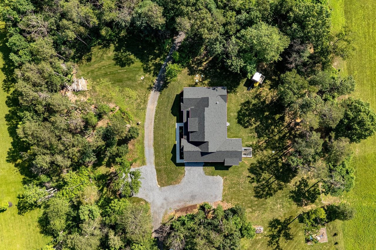 1045 DAVE BERRY RD, MCGAHEYSVILLE, Virginia 22840, 3 Bedrooms Bedrooms, ,3 BathroomsBathrooms,Residential,1045 DAVE BERRY RD,666073 MLS # 666073