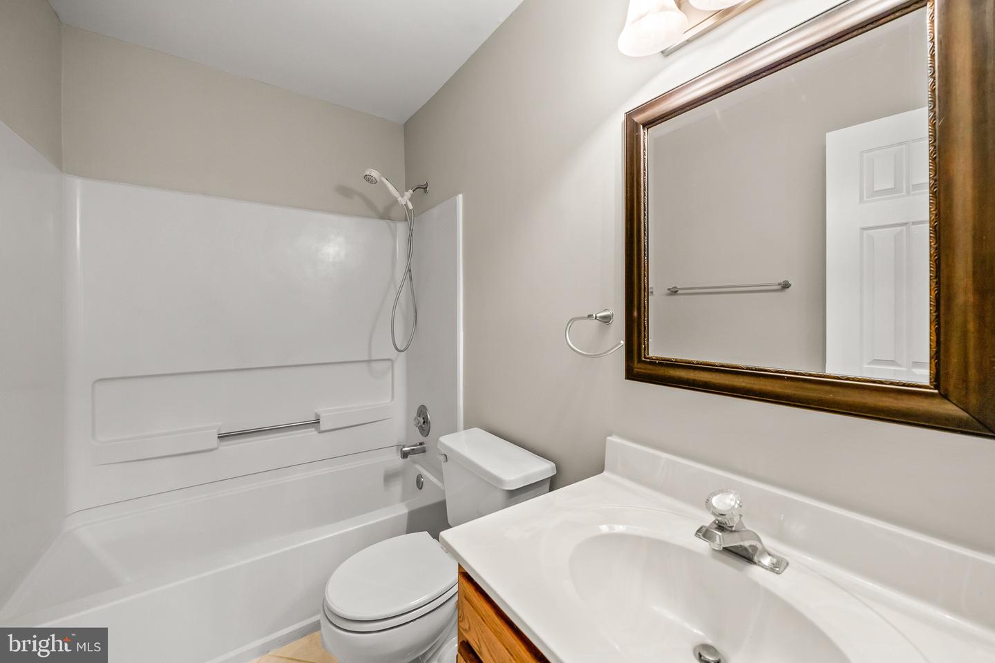 15435 BEACHWATER CT, DUMFRIES, Virginia 22025, 3 Bedrooms Bedrooms, ,2 BathroomsBathrooms,Residential,For sale,15435 BEACHWATER CT,VAPW2094410 MLS # VAPW2094410