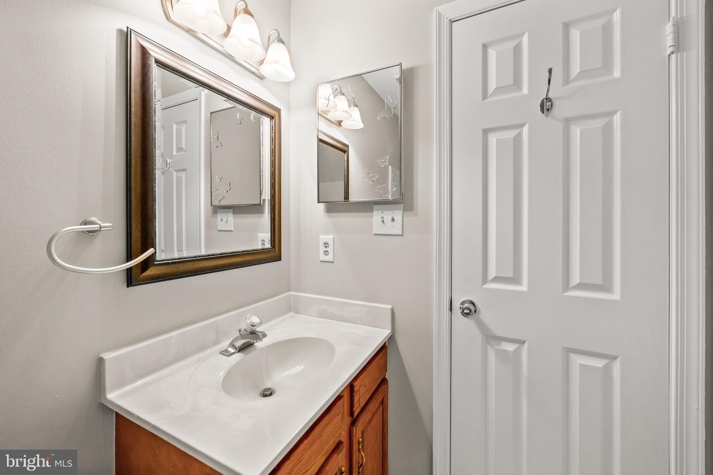 15435 BEACHWATER CT, DUMFRIES, Virginia 22025, 3 Bedrooms Bedrooms, ,2 BathroomsBathrooms,Residential,For sale,15435 BEACHWATER CT,VAPW2094410 MLS # VAPW2094410