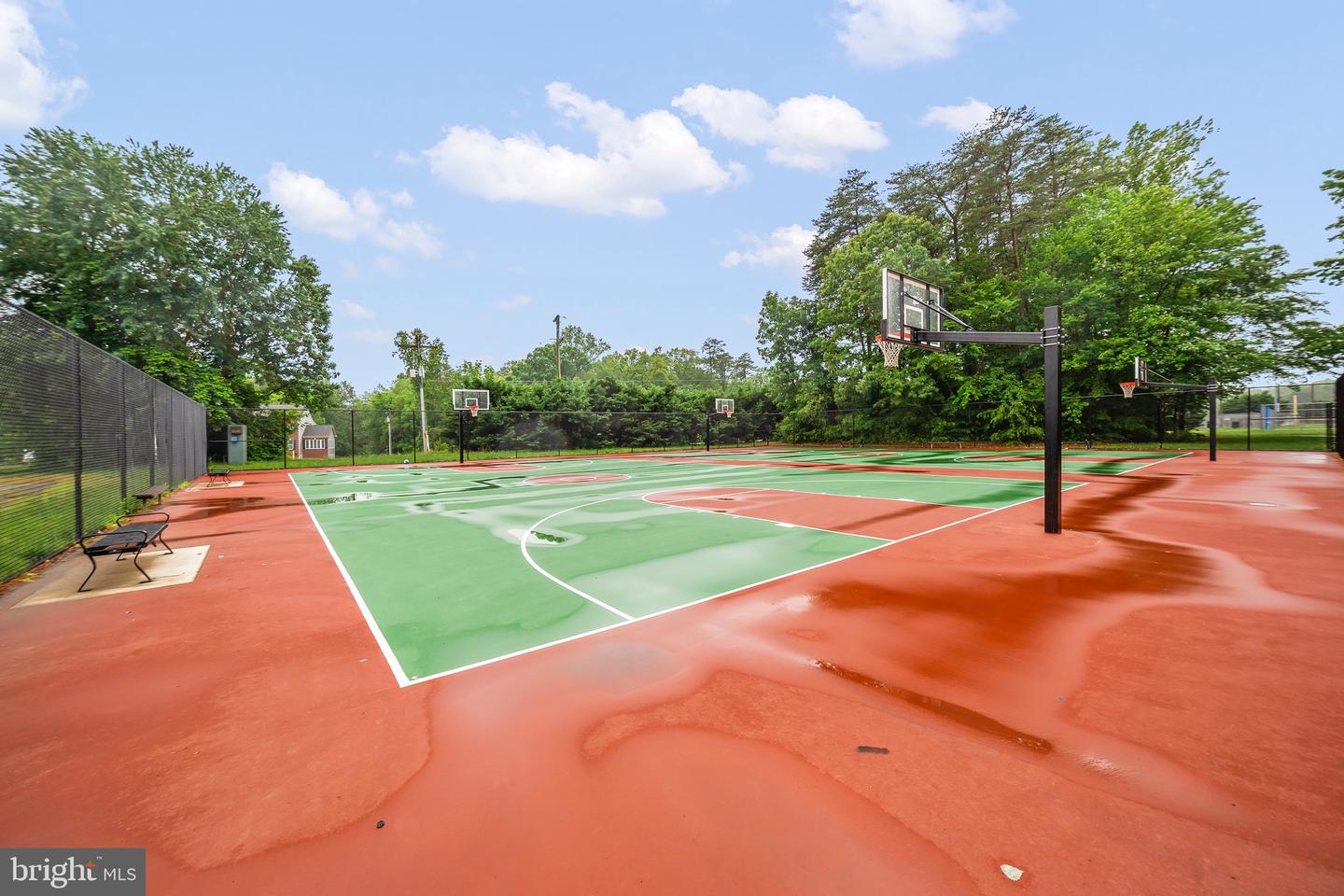 15435 BEACHWATER CT, DUMFRIES, Virginia 22025, 3 Bedrooms Bedrooms, ,2 BathroomsBathrooms,Residential,For sale,15435 BEACHWATER CT,VAPW2094410 MLS # VAPW2094410