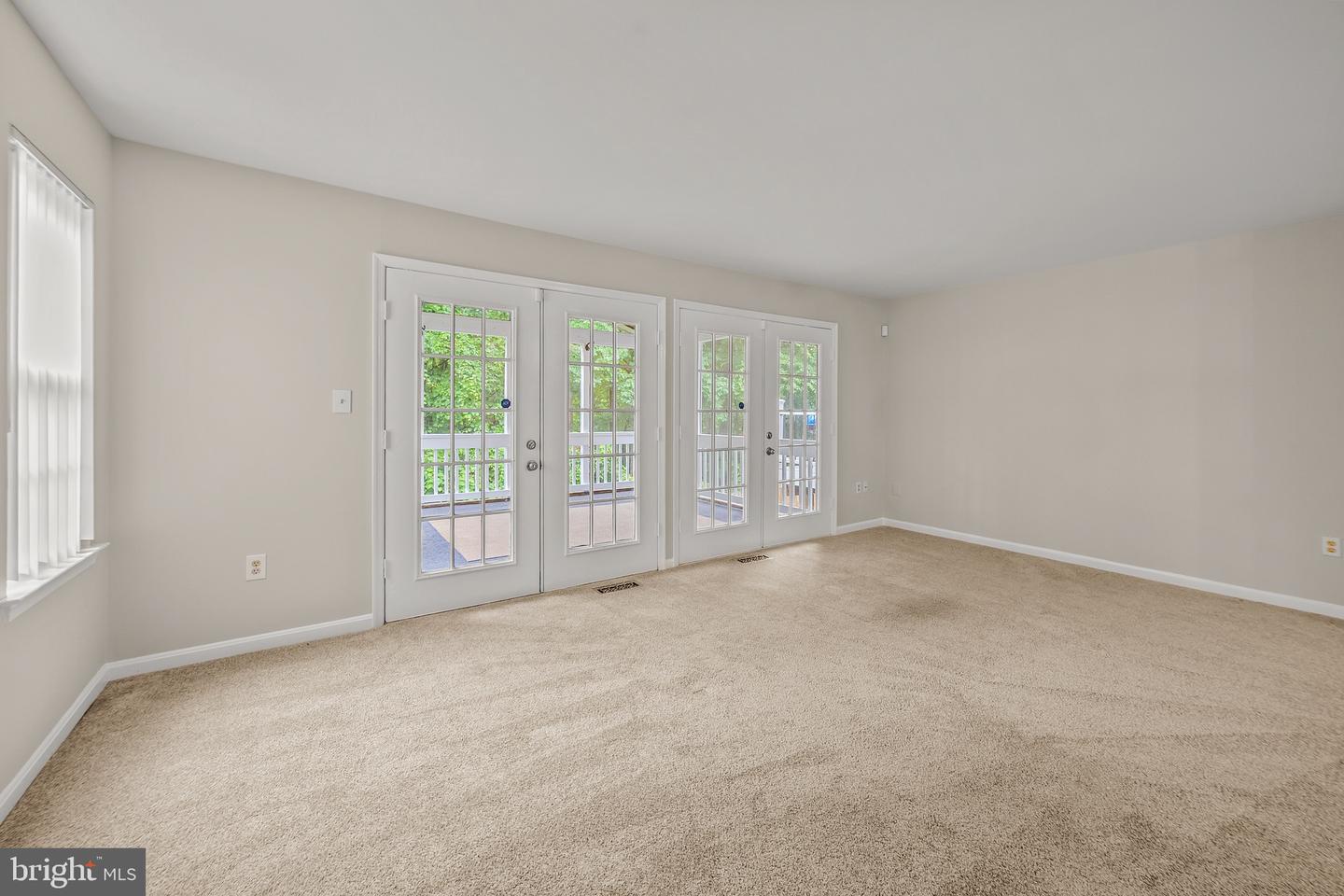 15435 BEACHWATER CT, DUMFRIES, Virginia 22025, 3 Bedrooms Bedrooms, ,2 BathroomsBathrooms,Residential,For sale,15435 BEACHWATER CT,VAPW2094410 MLS # VAPW2094410