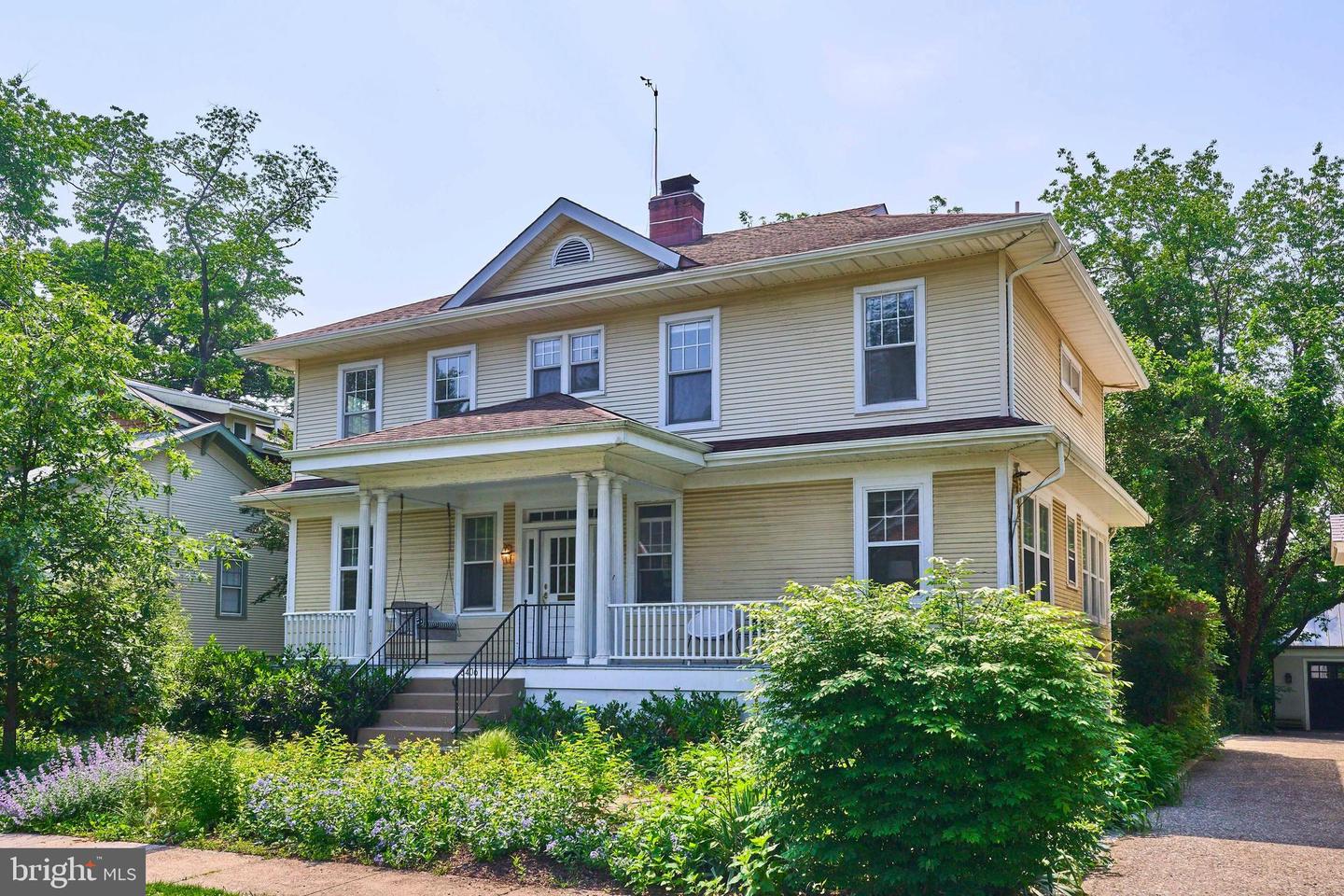 3406 3RD ST N, ARLINGTON, Virginia 22201, 5 Bedrooms Bedrooms, ,3 BathroomsBathrooms,Residential,For sale,3406 3RD ST N,VAAR2057426 MLS # VAAR2057426