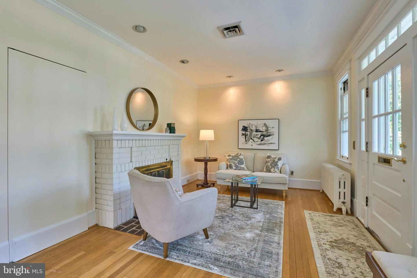 3406 3RD ST N, ARLINGTON, Virginia 22201, 5 Bedrooms Bedrooms, ,3 BathroomsBathrooms,Residential,For sale,3406 3RD ST N,VAAR2057426 MLS # VAAR2057426