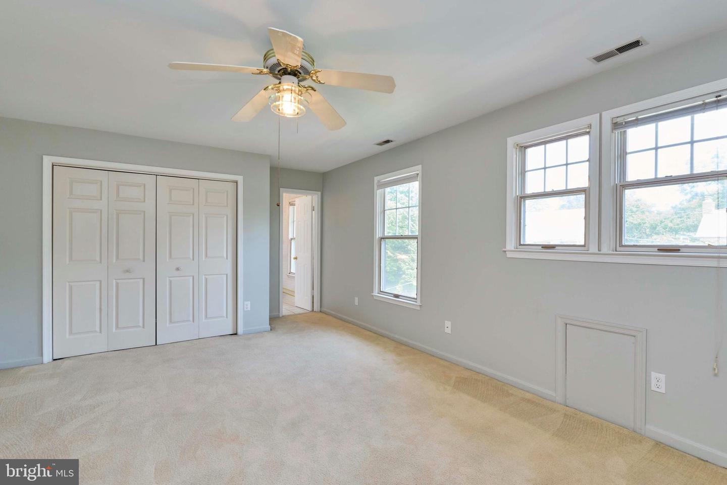 3406 3RD ST N, ARLINGTON, Virginia 22201, 5 Bedrooms Bedrooms, ,3 BathroomsBathrooms,Residential,For sale,3406 3RD ST N,VAAR2057426 MLS # VAAR2057426