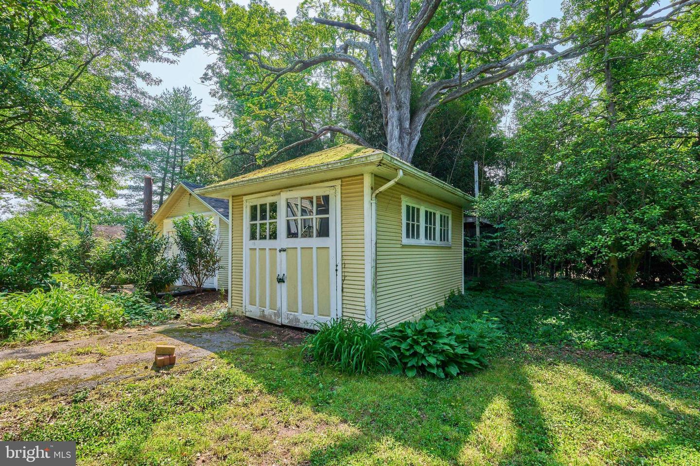 3406 3RD ST N, ARLINGTON, Virginia 22201, 5 Bedrooms Bedrooms, ,3 BathroomsBathrooms,Residential,For sale,3406 3RD ST N,VAAR2057426 MLS # VAAR2057426