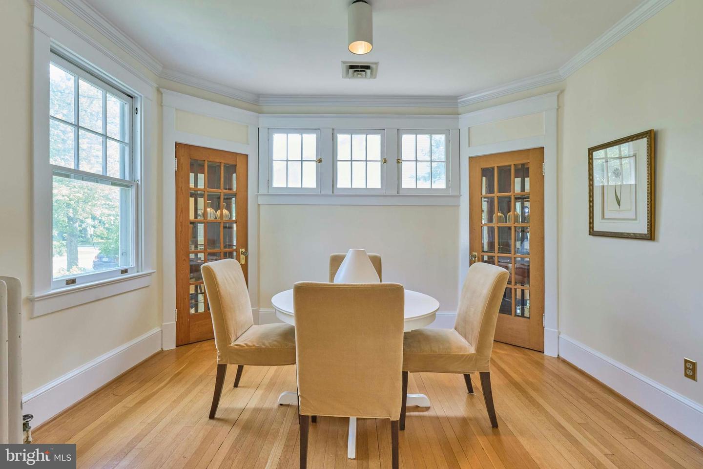 3406 3RD ST N, ARLINGTON, Virginia 22201, 5 Bedrooms Bedrooms, ,3 BathroomsBathrooms,Residential,For sale,3406 3RD ST N,VAAR2057426 MLS # VAAR2057426