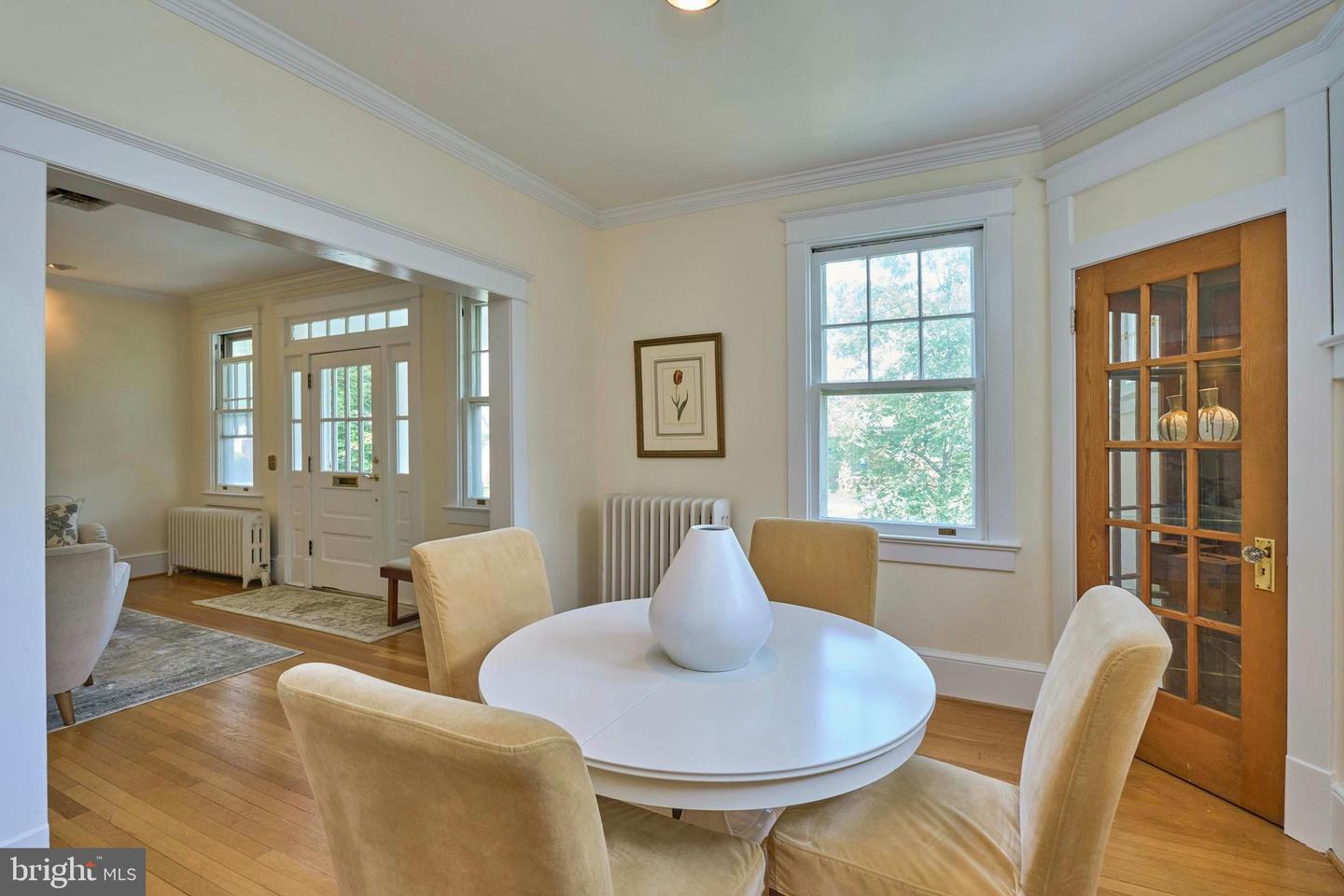 3406 3RD ST N, ARLINGTON, Virginia 22201, 5 Bedrooms Bedrooms, ,3 BathroomsBathrooms,Residential,For sale,3406 3RD ST N,VAAR2057426 MLS # VAAR2057426