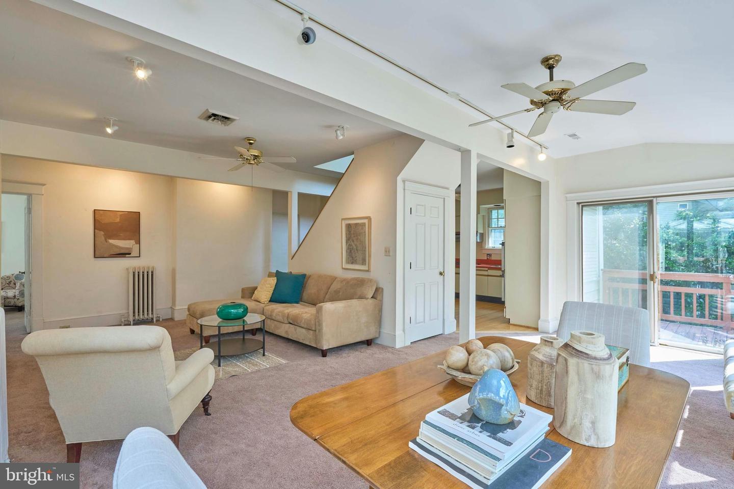 3406 3RD ST N, ARLINGTON, Virginia 22201, 5 Bedrooms Bedrooms, ,3 BathroomsBathrooms,Residential,For sale,3406 3RD ST N,VAAR2057426 MLS # VAAR2057426