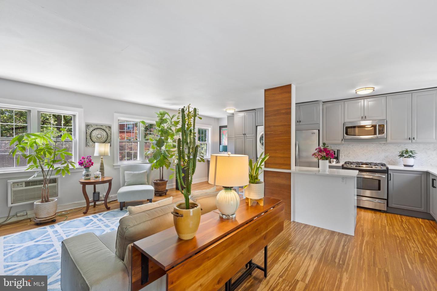 3312 MARTHA CUSTIS DR, ALEXANDRIA, Virginia 22302, 1 Bedroom Bedrooms, ,1 BathroomBathrooms,Residential,For sale,3312 MARTHA CUSTIS DR,VAAX2045504 MLS # VAAX2045504