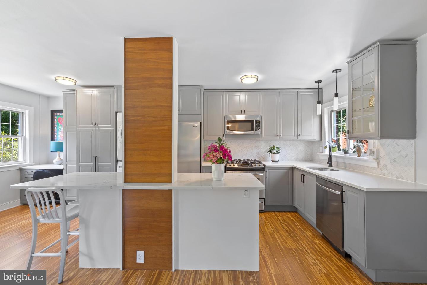 3312 MARTHA CUSTIS DR, ALEXANDRIA, Virginia 22302, 1 Bedroom Bedrooms, ,1 BathroomBathrooms,Residential,For sale,3312 MARTHA CUSTIS DR,VAAX2045504 MLS # VAAX2045504