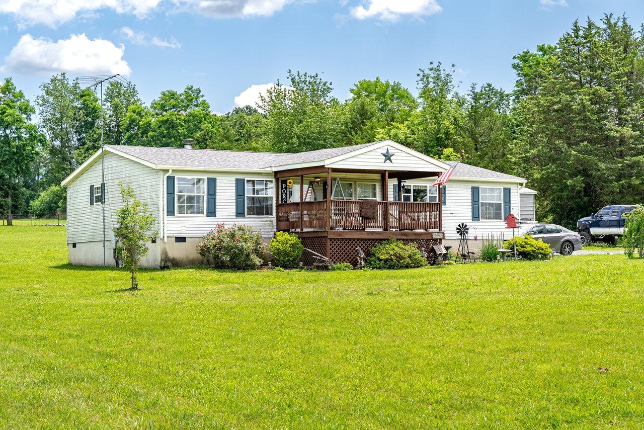 3930 WILLIAMS LN, ELKTON, Virginia 22827, 3 Bedrooms Bedrooms, ,2 BathroomsBathrooms,Residential,3930 WILLIAMS LN,666076 MLS # 666076