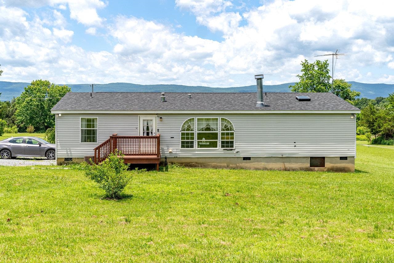 3930 WILLIAMS LN, ELKTON, Virginia 22827, 3 Bedrooms Bedrooms, ,2 BathroomsBathrooms,Residential,3930 WILLIAMS LN,666076 MLS # 666076