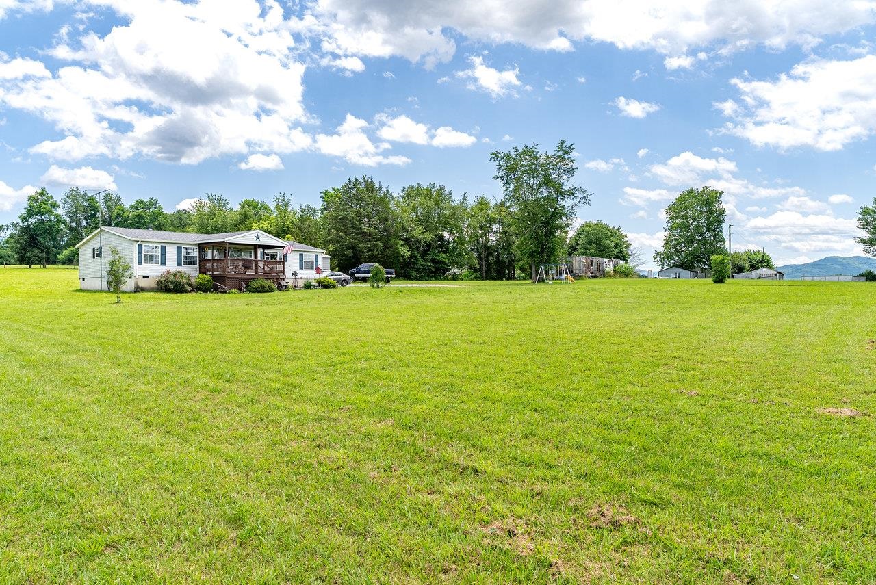 3930 WILLIAMS LN, ELKTON, Virginia 22827, 3 Bedrooms Bedrooms, ,2 BathroomsBathrooms,Residential,3930 WILLIAMS LN,666076 MLS # 666076