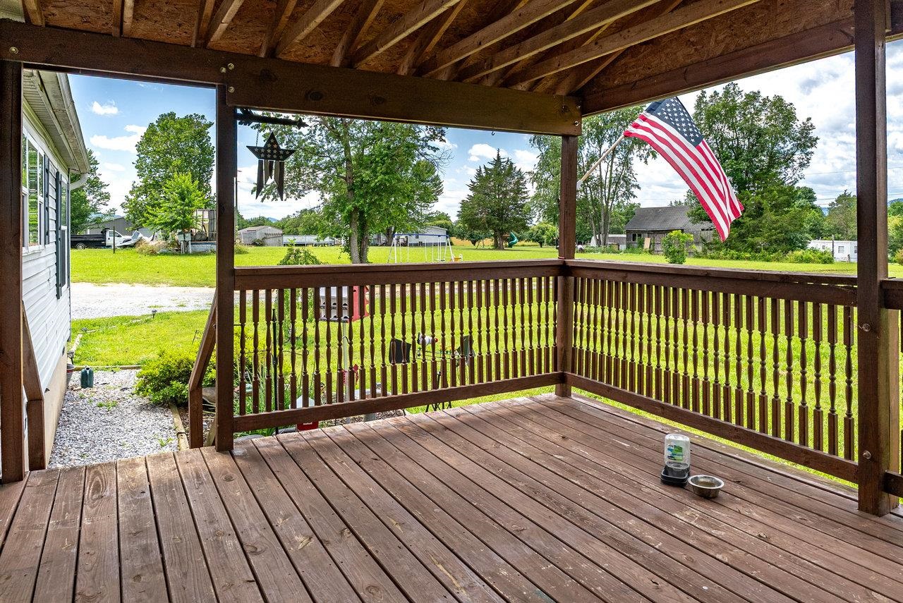 3930 WILLIAMS LN, ELKTON, Virginia 22827, 3 Bedrooms Bedrooms, ,2 BathroomsBathrooms,Residential,3930 WILLIAMS LN,666076 MLS # 666076