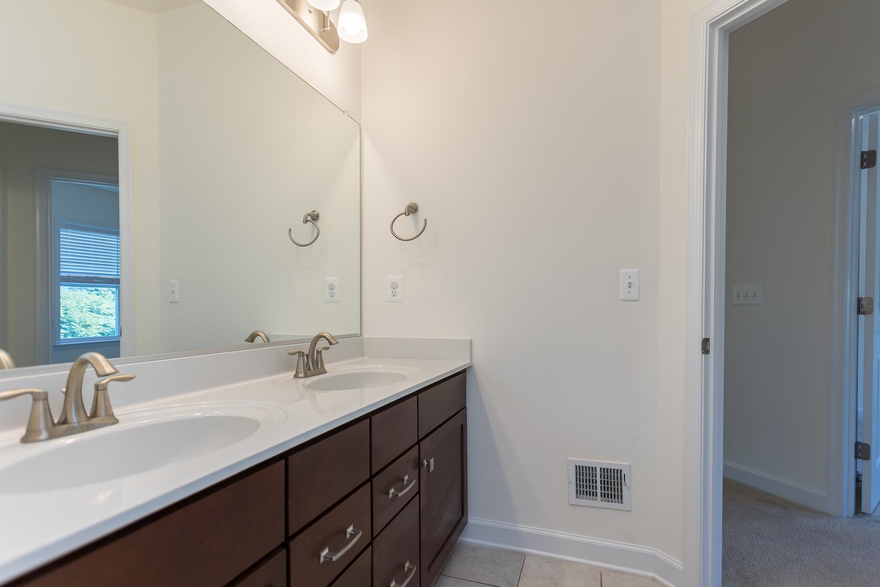 3267 BATTERY PARK PL, ROCKINGHAM, Virginia 22801, 3 Bedrooms Bedrooms, ,2 BathroomsBathrooms,Residential,3267 BATTERY PARK PL,666077 MLS # 666077