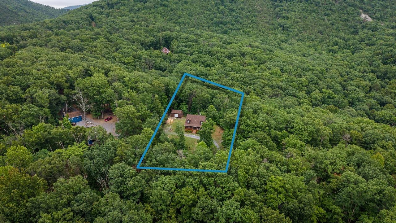 159 PARK VIEW LN, SHENANDOAH, Virginia 22849, 3 Bedrooms Bedrooms, ,2 BathroomsBathrooms,Residential,159 PARK VIEW LN,666082 MLS # 666082