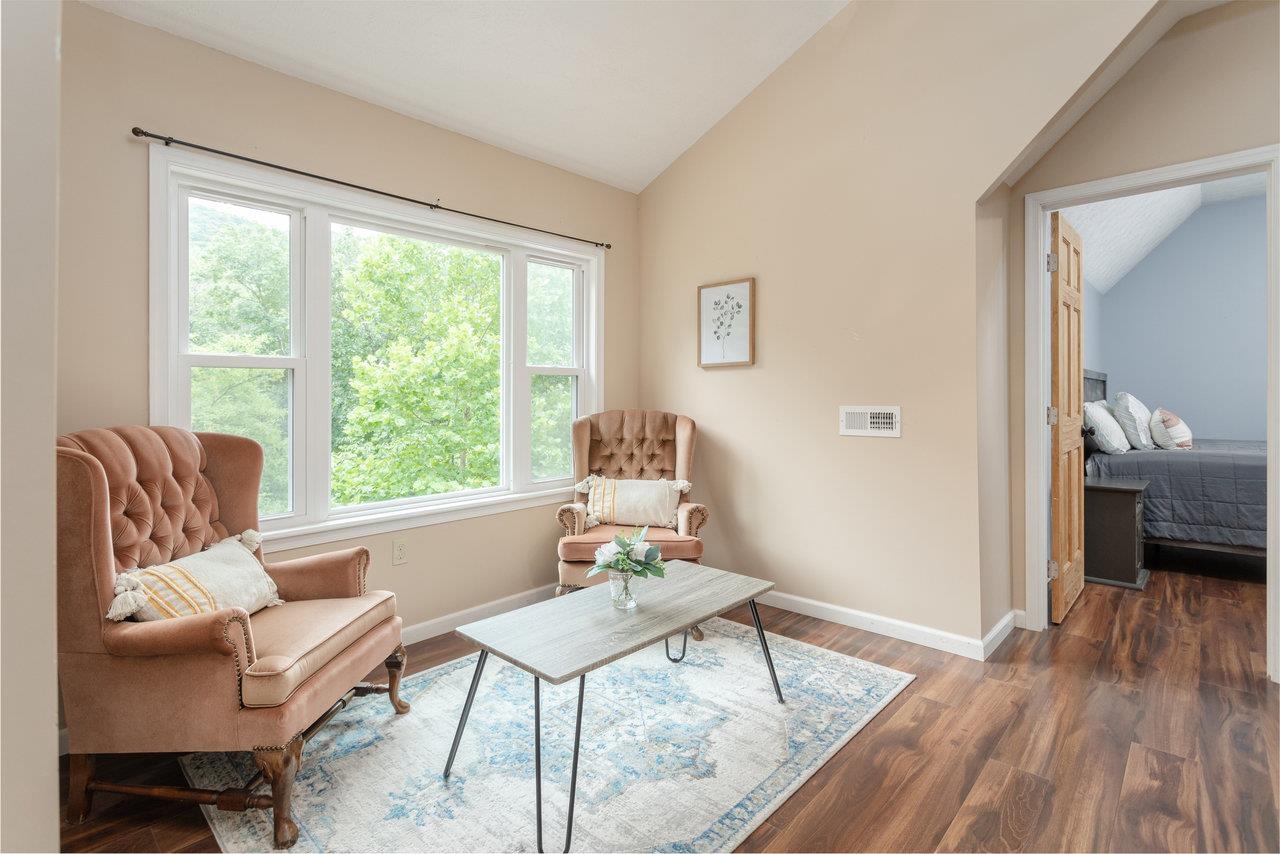 159 PARK VIEW LN, SHENANDOAH, Virginia 22849, 3 Bedrooms Bedrooms, ,2 BathroomsBathrooms,Residential,159 PARK VIEW LN,666082 MLS # 666082