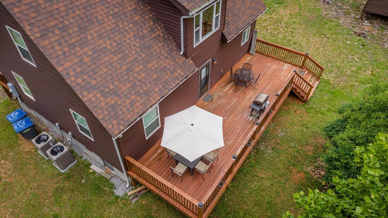 159 PARK VIEW LN, SHENANDOAH, Virginia 22849, 3 Bedrooms Bedrooms, ,2 BathroomsBathrooms,Residential,159 PARK VIEW LN,666082 MLS # 666082