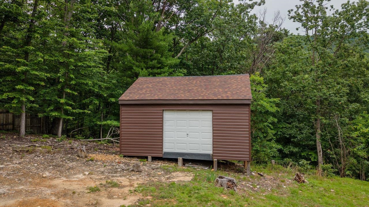 159 PARK VIEW LN, SHENANDOAH, Virginia 22849, 3 Bedrooms Bedrooms, ,2 BathroomsBathrooms,Residential,159 PARK VIEW LN,666082 MLS # 666082